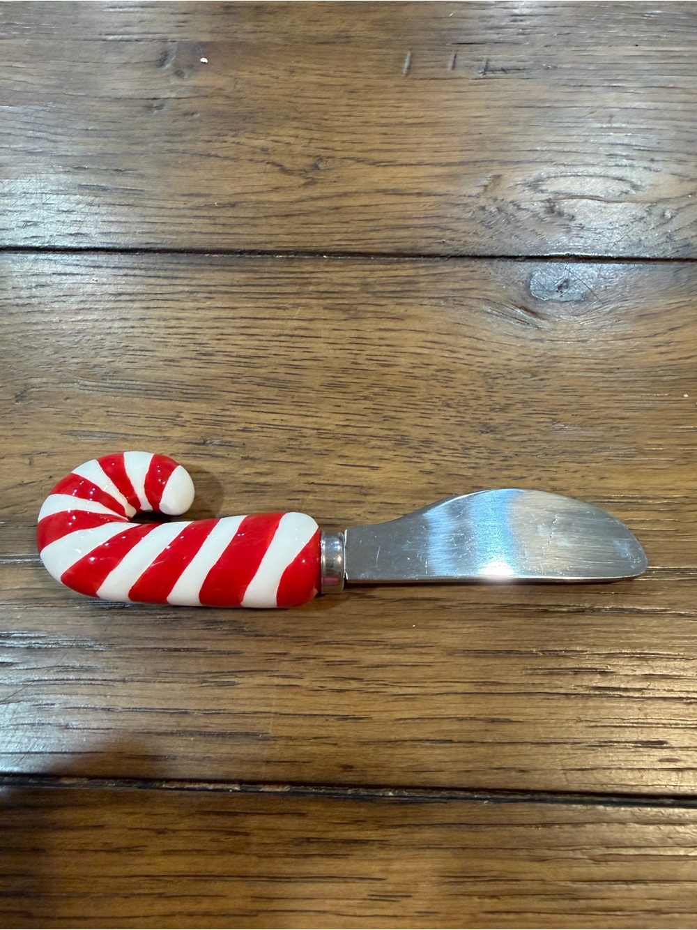 Tag Red and White Candy Cane Butter Knife - Picture 4 of 5